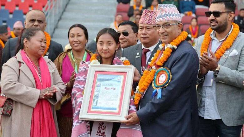 प्रीति राई पोखरामा वर्ष उत्कृष्ट खेलाडीबाट सम्मानित